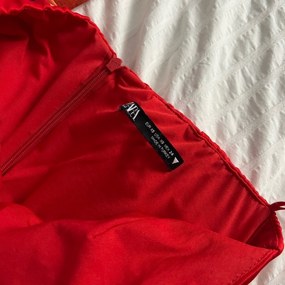 ZARA red strapless silky mini dress - Picture 4 of 4